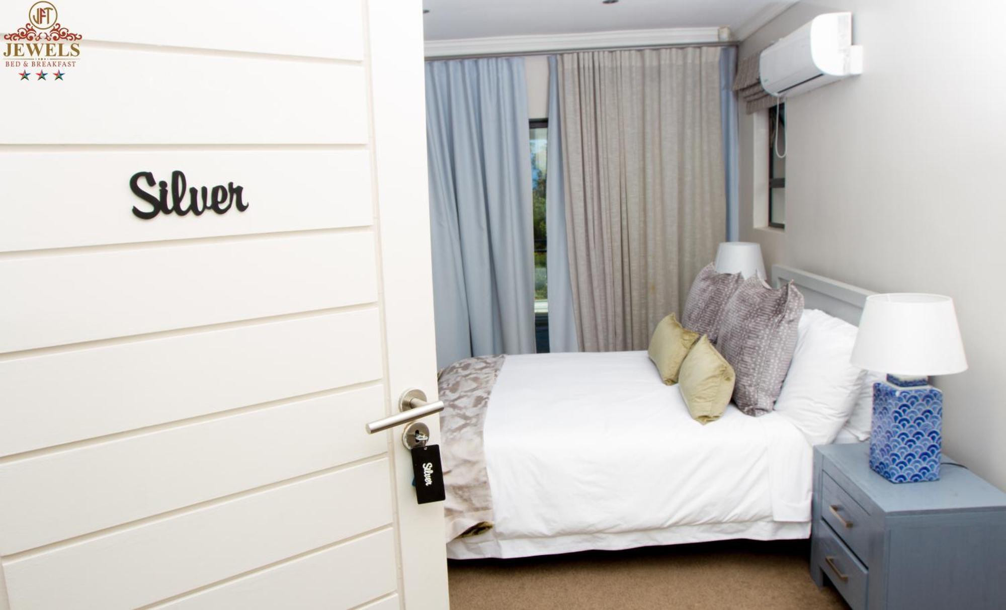 Jft Jewels Guest House East London Esterno foto