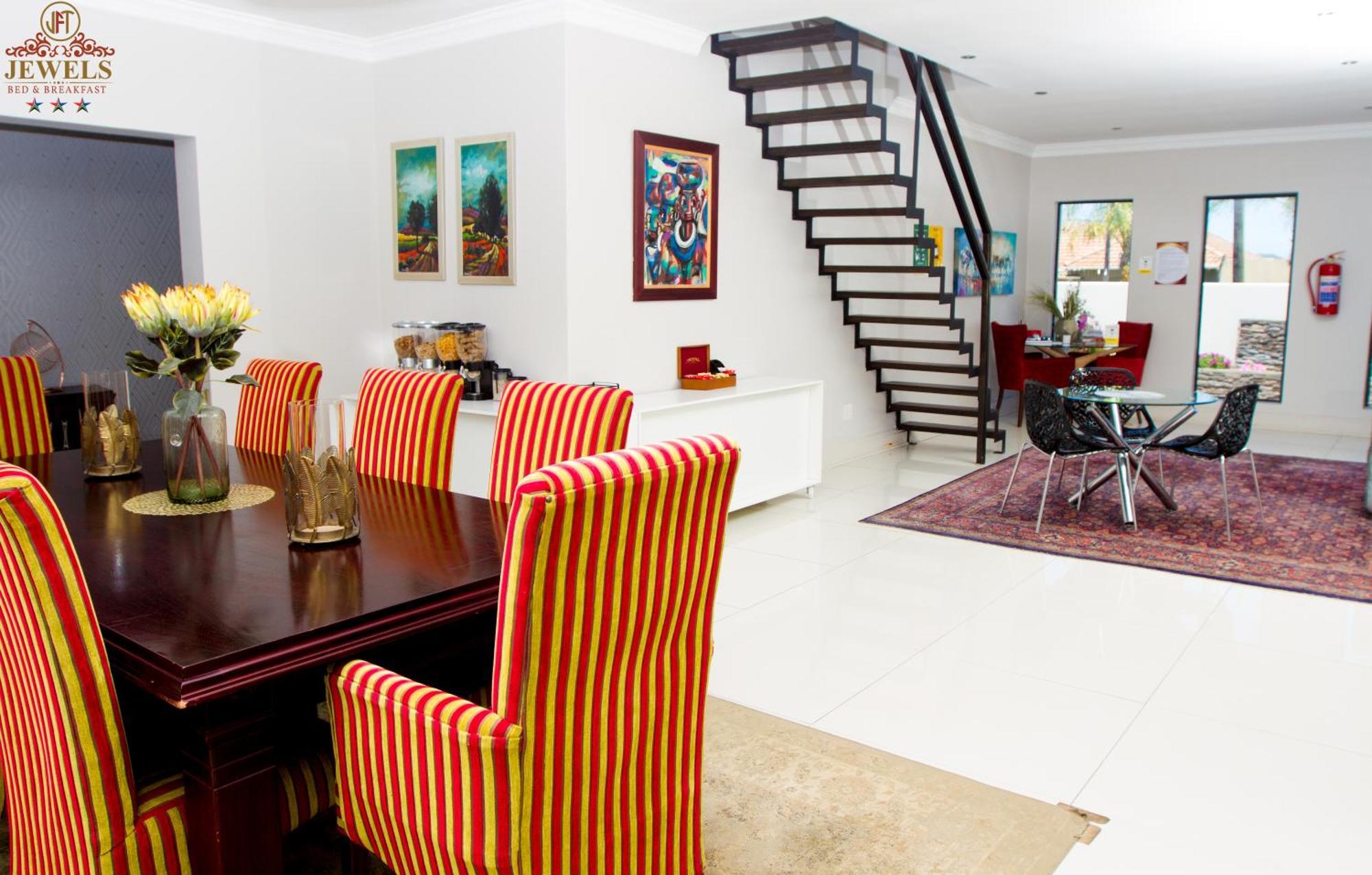 Jft Jewels Guest House East London Esterno foto