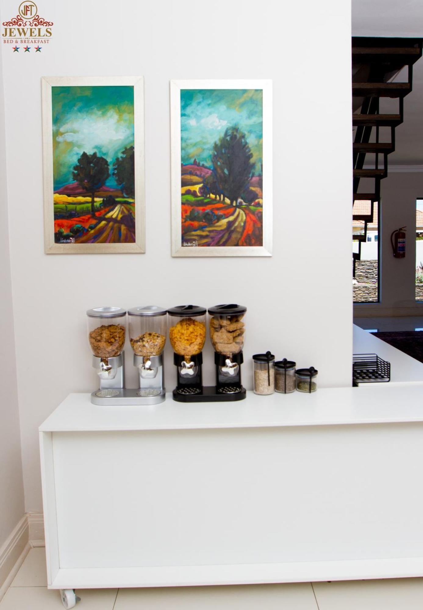 Jft Jewels Guest House East London Esterno foto
