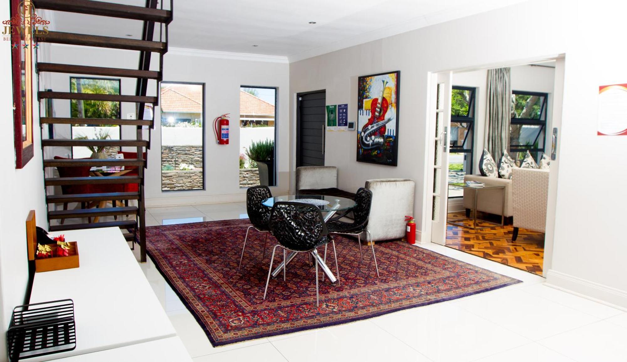 Jft Jewels Guest House East London Esterno foto