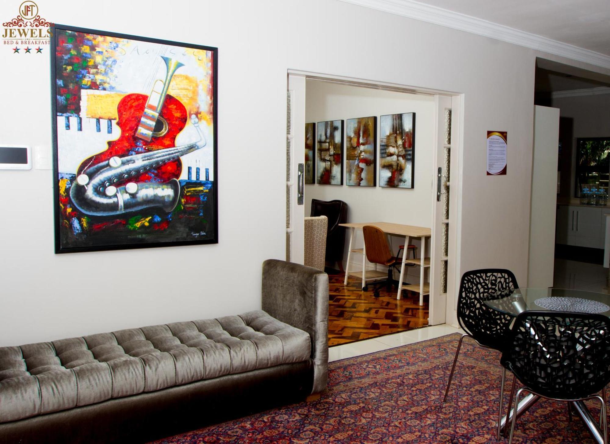 Jft Jewels Guest House East London Esterno foto