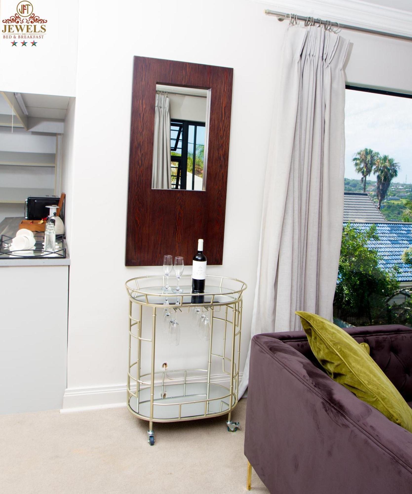 Jft Jewels Guest House East London Esterno foto